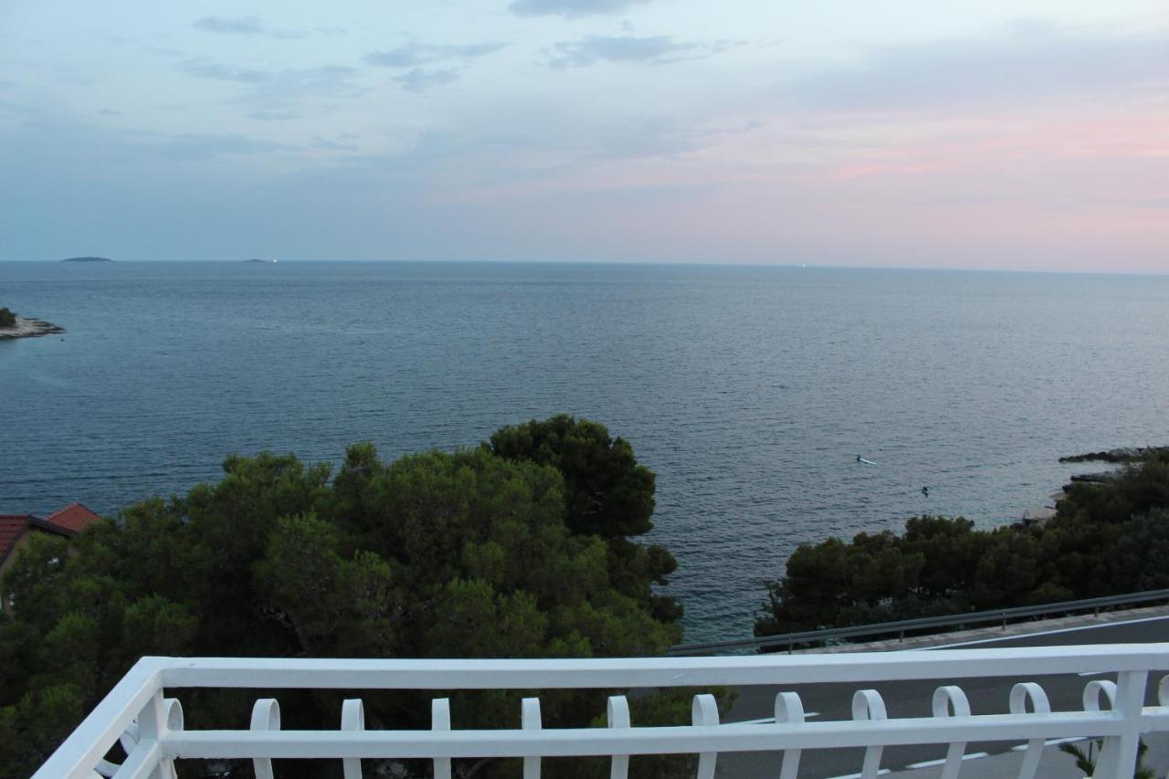 Apartmani Milisa L Primošten Exterior foto