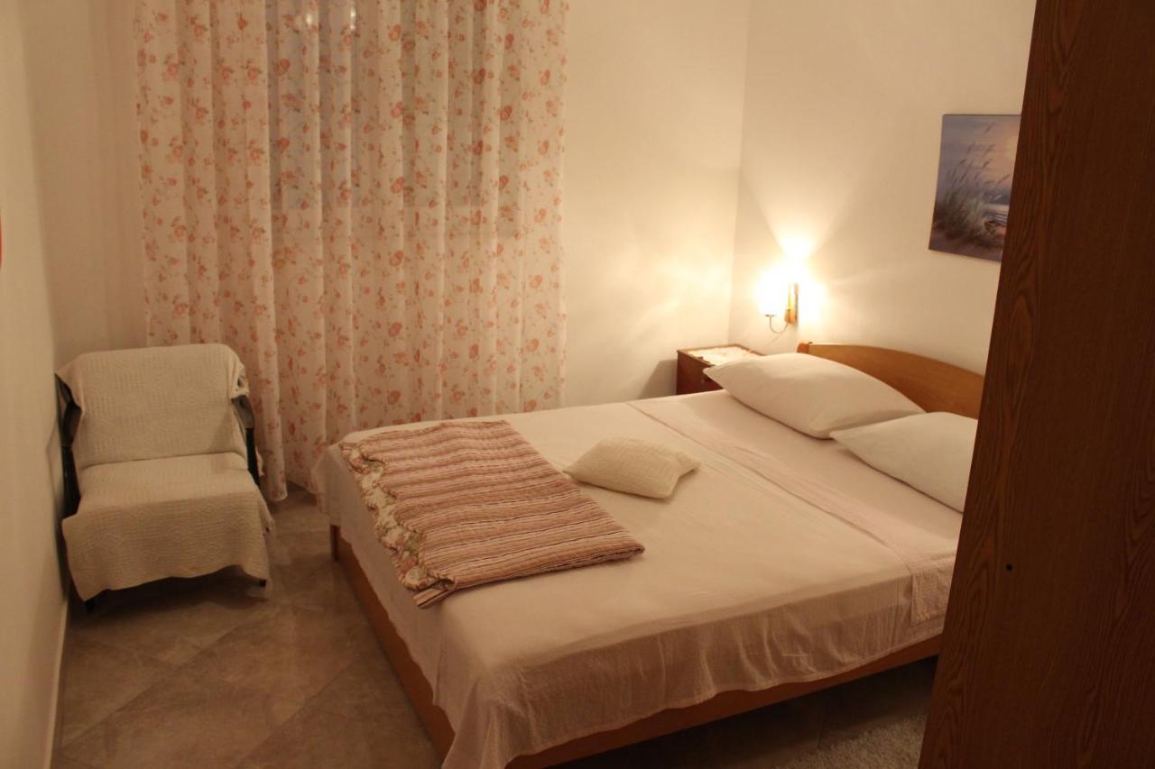 Apartmani Milisa L Primošten Exterior foto